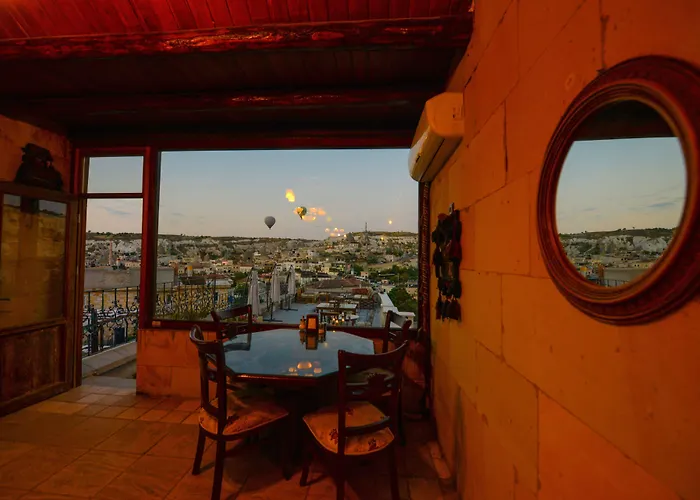 Vineyard Cave Hotel 2*