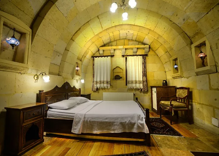 Vineyard Cave Hotel 2*