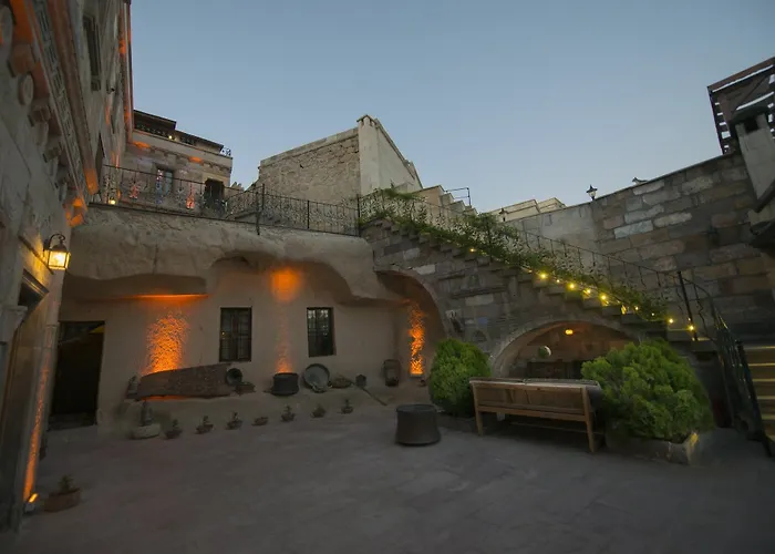 Vineyard Cave גורמה